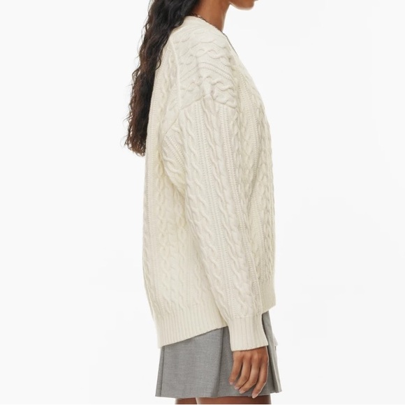 Sunday Best - Peggy Sweater(Whisper White) - Picture 3 of 6